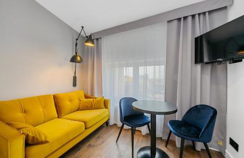 Lodz Apartment | Comfortable Aparthotel Krzywa Kamienica: Top Guest Rated Stay