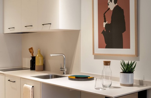 Lovaina Apartment | Discover Aparthotel Libere Vitoria: Pet-Friendly Retreat