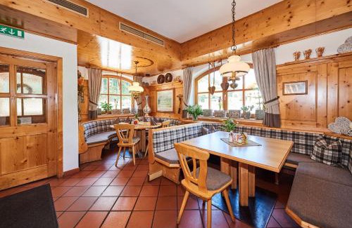 Filzmoos Apartment | Relax at Aparthotel Lieblingsplatz with Oceanfront Views
