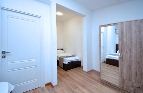 Kentron Apartment | Aparthotel Near Northern Avenue