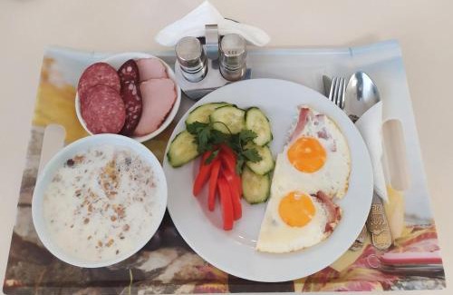 Solomjanskyj Apartment | Comfortable 4-Star ApartHotel on Klinichna St. - Family Friendly