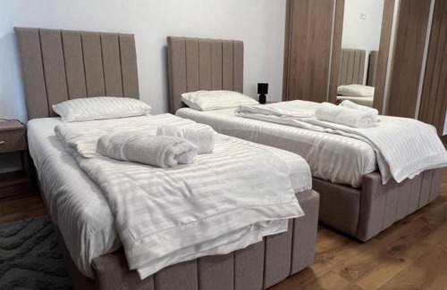 Cluj County Apartment | Family-Friendly Stay at Aparthotel Plevnei5 - 8/10 Rated