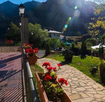 Sallent de Gallego Apartment | Discover Aparthotel Sarrato: Rated 9/10 with Private Pool
