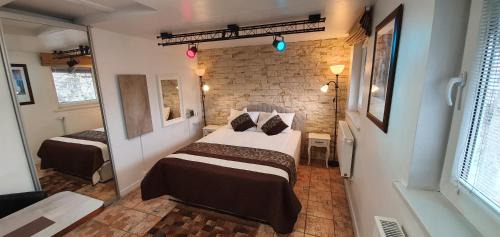 Kaunas Apartment | Cozy House Studio with Convenient Parking & High Ratings