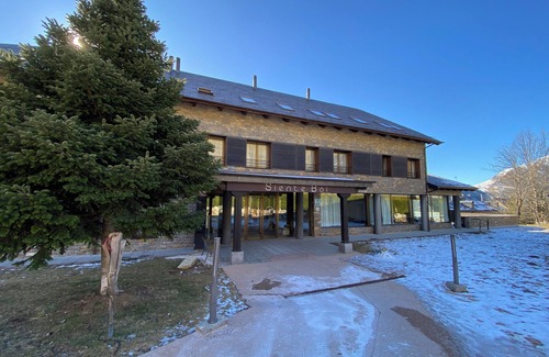 Taull Apartment | Pet-Friendly Aparthotel Siente Boí & Spa with Pool Access