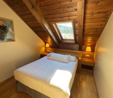 Taull Apartment | Discover Aparthotel Siente Boí & SPA with Ocean Views