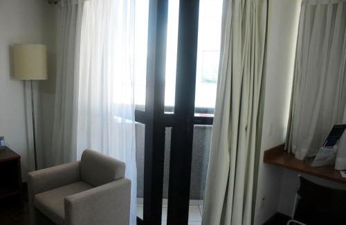 Centro Hotel | Pet-Friendly Aparthotel Twin Towers with Ocean View & Pool