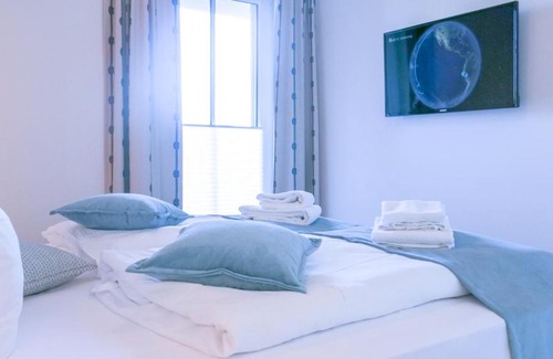 Boergerende-Rethwisch Apartment | Experience Oceanfront Bliss at Waterkant Suites