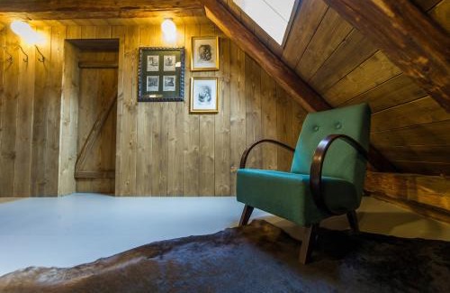 Horni Plana Apartment | Relax at Aparthotel & Wellness Knížecí cesta - 4-Star Retreat