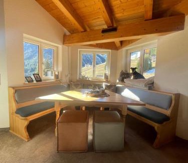 Berwang Apartment | Pet and Child Friendly Stay at Aparthotels Berwang