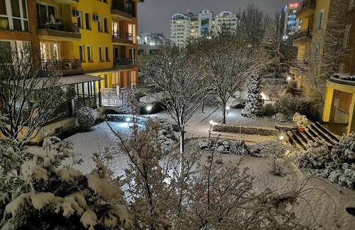 Sofia Apartment | Discover Aparthouse Borovo: Family-Friendly with Spa & Pool
