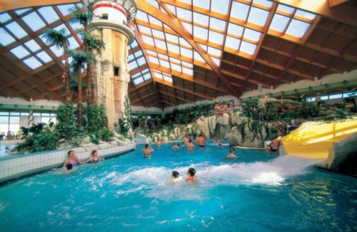 Terme Catez Apartment | Inviting Aparthouse SUPREME with Pool Access and Family Perks