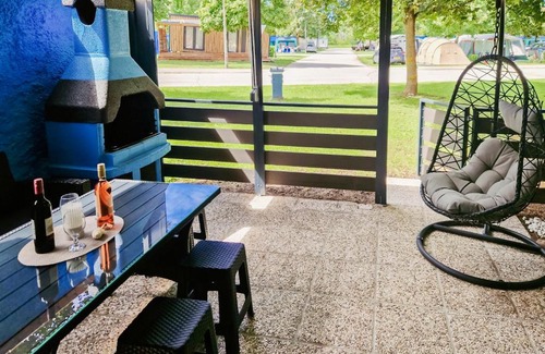 Terme Catez Apartment | Inviting Aparthouse SUPREME with Pool Access and Family Perks