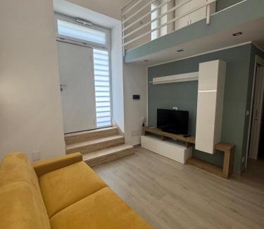 Frattamaggiore House | AparthouseRisorgimento MISENO