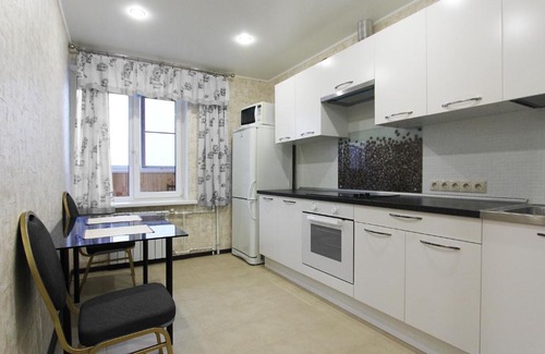 South-Eastern Administrative District Apartment | Cozy Stay at ApartLux Aviamotornaya - Pet Friendly & Accessible