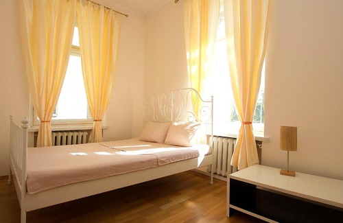Central Administrative Okrug Apartment | Discover ApartLux Znamenka: Pet-Friendly & Accessible Stay