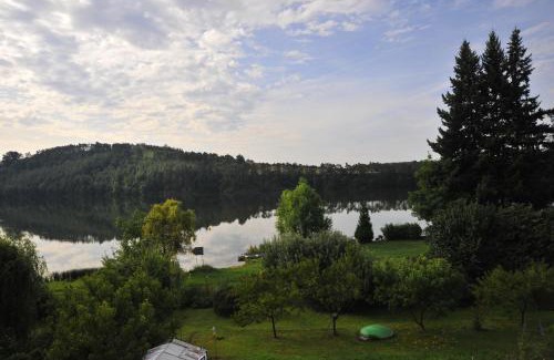 Zupanovice Apartment | Oceanfront Family Retreat at Apartmá u Hovorků - 9.1/10!