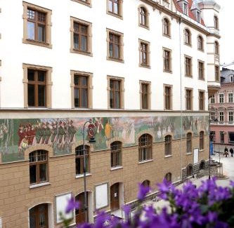 Karlovy Vary Apartment | Pet-Friendly Comfort at Apartmá Zeyer 1887 - Rated 9.3