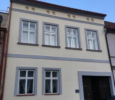 Jicin Apartment | Pet-Friendly Apartmán Český Ráj, Rated 9.5/10 by Guests