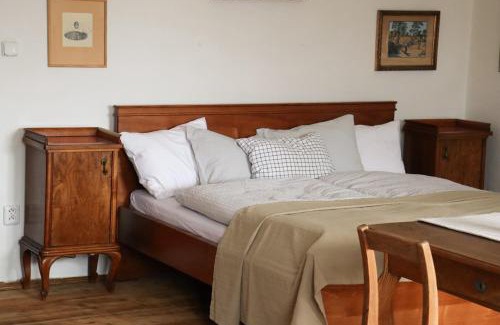 Nove Mesto na Morave Apartment | Apartmán 133: Family-Friendly with Hot Tub & Restaurant