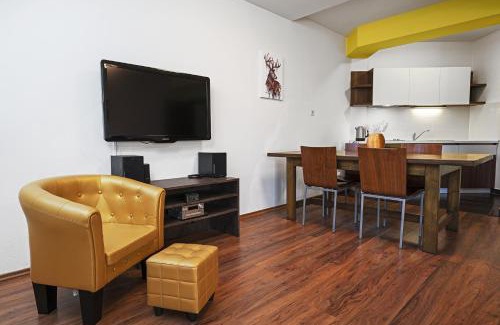 Donovaly Apartment | Top-Rated Apartment 44: Family-Friendly with Dining Options