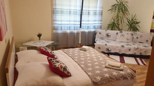 Levoca Apartment | Book Your Stay at Apartmán Beáta - Rated 9/10, Family-Friendly!