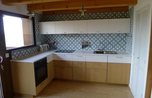 Vsen Apartment | Family-Friendly Bellevue Apartment in Český ráj, Rated 9.5