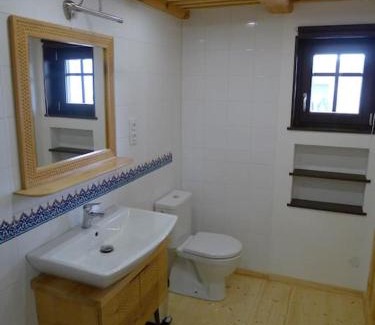 Vsen Apartment | Family-Friendly Bellevue Apartment in Český ráj, Rated 9.5