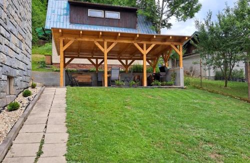 Velke Karlovice Apartment | Apartmán Borák