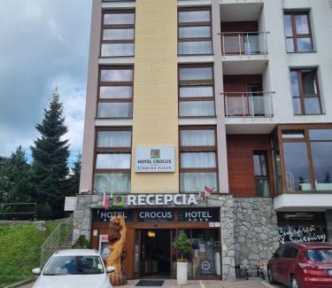 Strbske Pleso Apartment | Cozy Apartmán Crocus 415 with Spa and Hot Tub Access