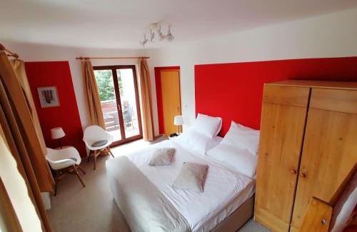 Destne v Orlickych horach Apartment | Pet-Friendly Retreat at Apartmán Na Horách - Rated 9/10