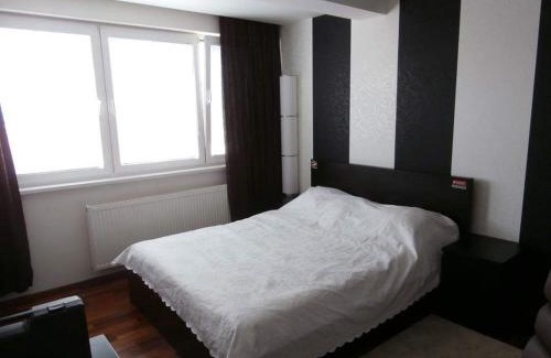 Banska Bystrica Apartment | Top-Rated Apartmán Deluxe with Family-Friendly Amenities