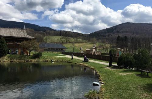Loucna nad Desnou Apartment | Family-Friendly Stay at Apartmán Dlouhé stráně - 8.8/10