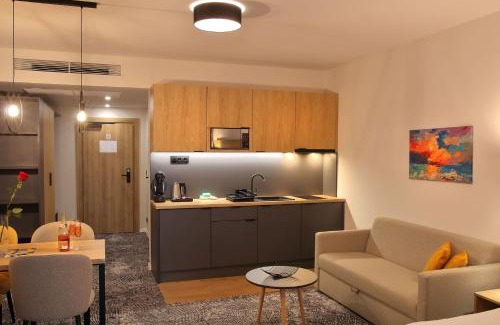 Besenova Apartment | Delightful Stay at Apartmán GOLD Akvamarín with Pool & Hot Tub