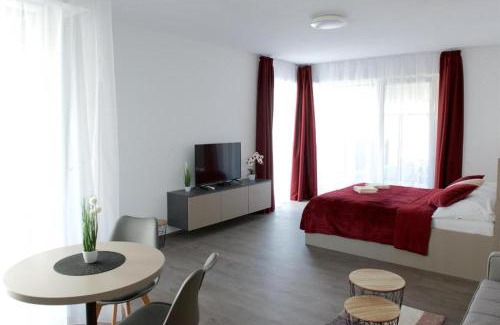 Trencin Apartment | Pet-Friendly Comfort at Apartmán Greenbay Golf – Rated 9.4