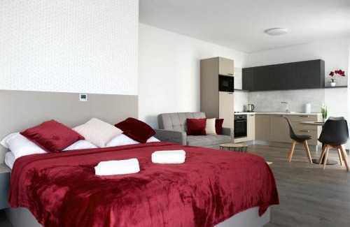 Trencin Apartment | Pet-Friendly Comfort at Apartmán Greenbay Golf – Rated 9.4