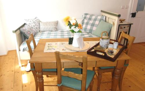 Horsovsky Tyn Apartment | Discover Apartmán Horšovský Týn: Pet-Friendly Retreat