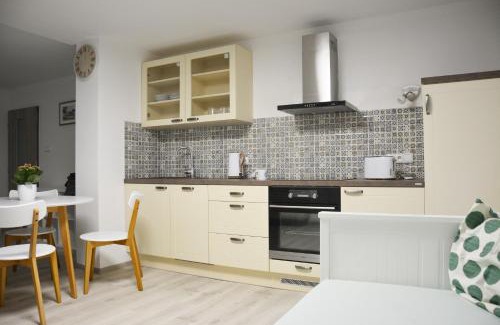 Hluk Apartment | Family-Friendly Stay at Apartmán Květinový Dům, Rated 9.1