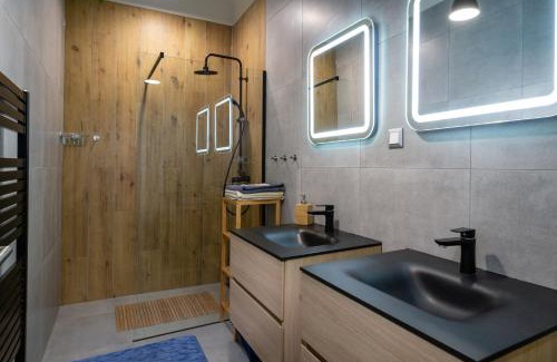 Liptovsky Mikulas Apartment | Family-Friendly Comfort at Apartmán LM - Guest Rated 9.8