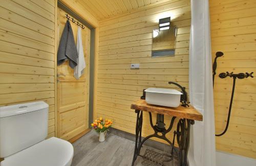 Mala Skala Apartment | Oceanfront Getaway at Apartmán Malá Skála - Rated 9.1/10