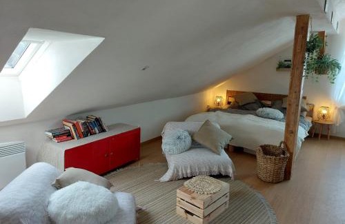 Hartmanice Apartment | Family-Friendly Retreat at Apartmán Mourek - Rated 8.5/10