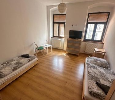 Vejprty House | Mountain Retreat: Pet-Friendly Apartment with Ocean Views