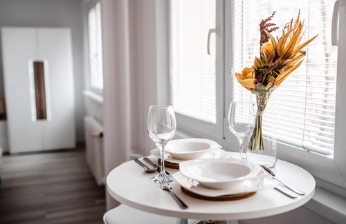 Zapad Apartment | Convenient Stay at Apartmán Nová Nemocnica, 10 Min to Center