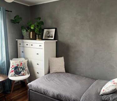 Oparno Apartment | Oparno 38: Family-Friendly Retreat with Hot Tub & Kitchen