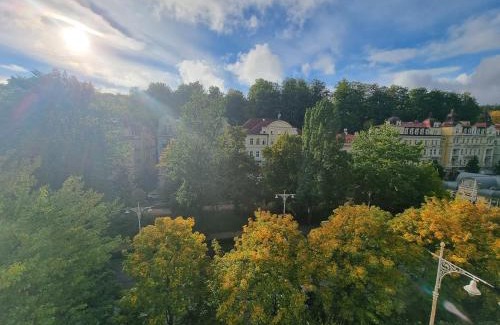 Marianske Lazne Apartment | Family-Friendly Apartmán Orsten with Top Guest Ratings