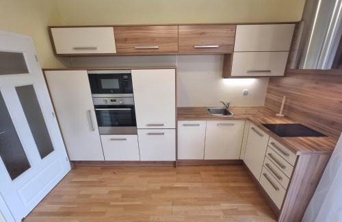 Marianske Lazne Apartment | Family-Friendly Apartmán Orsten with Top Guest Ratings
