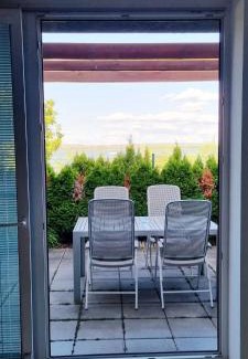 Pavlov Apartment | Inviting Apartmán Pavlov with Hot Tub in Pálavské Vinohrady