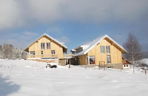 Kvilda Apartment | Pet-Friendly Retreat: Apartmán Perník Kvilda, Rated 9.5/10