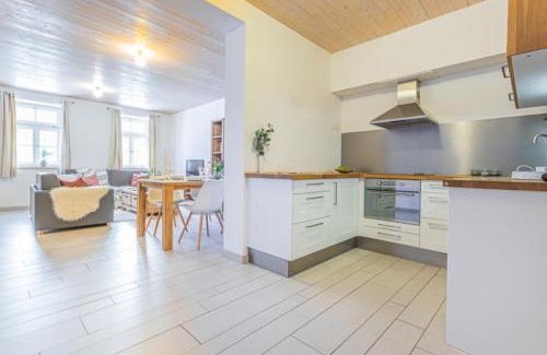 Pec pod Snezkou Apartment | Guest Rated 9.7! Pet-Friendly Apartmán RS5 in Pec pod Sněžkou
