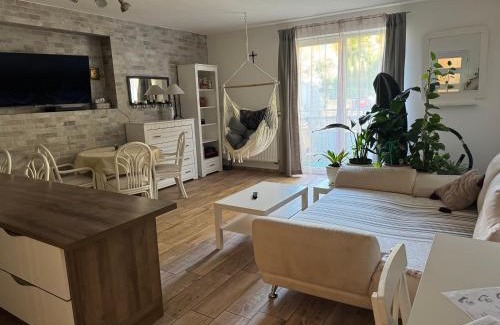 Pilsen Apartment | Pet-Friendly Apartment with Garage and Balcony - 9.7/10 Rated